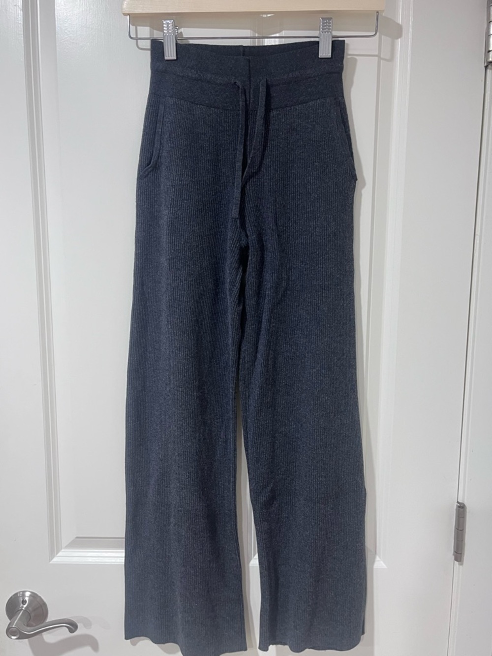Qniqlo Wide-Leg Knit Pants - Charcoal